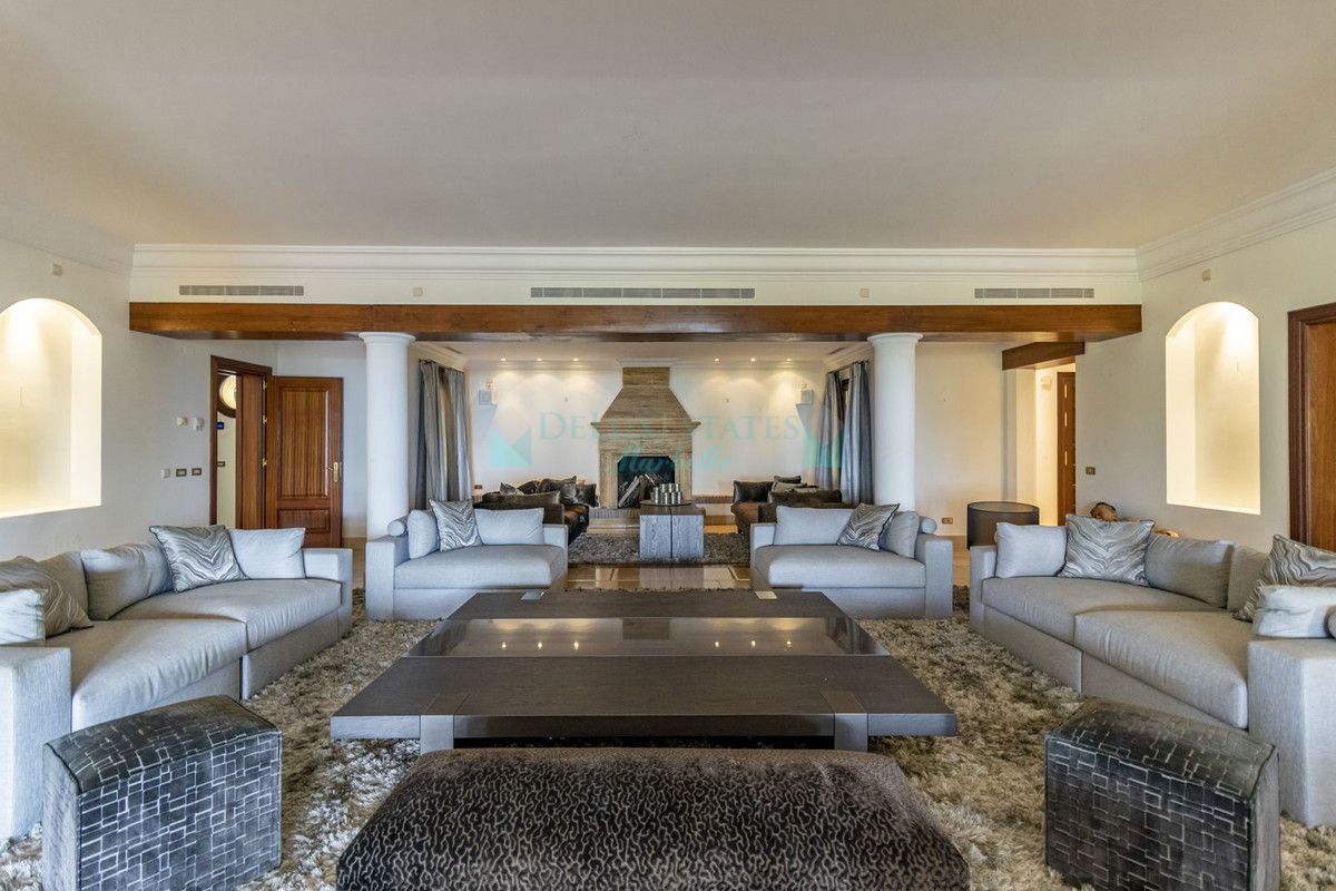 Villa for sale in La Zagaleta, Benahavis