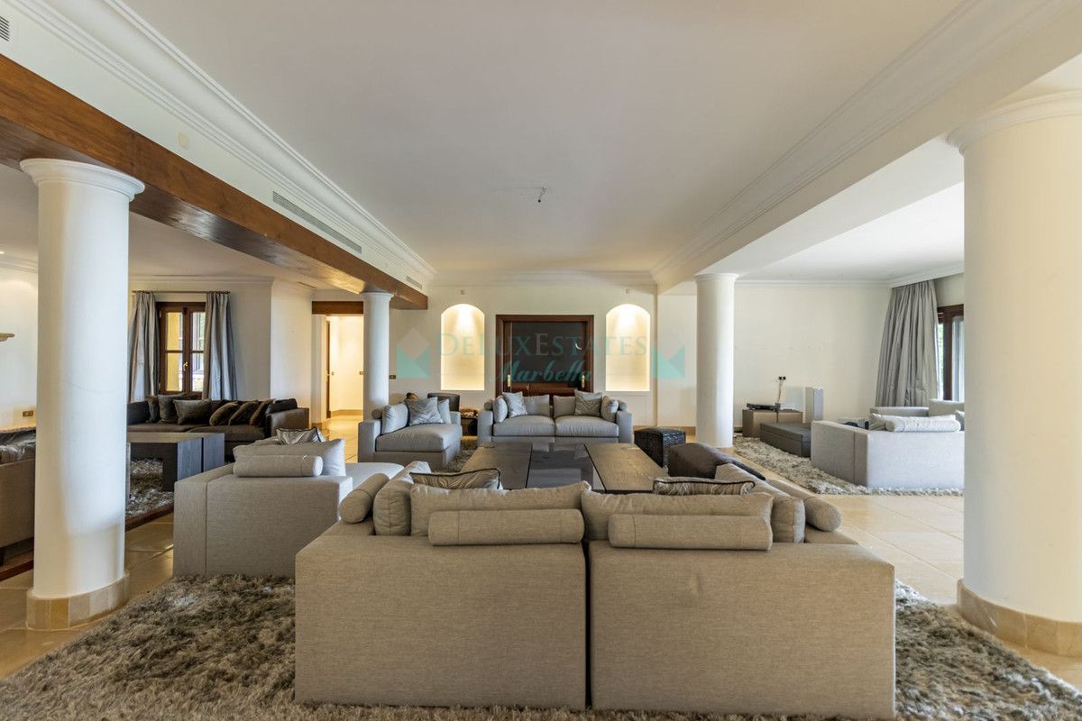 Villa for sale in La Zagaleta, Benahavis