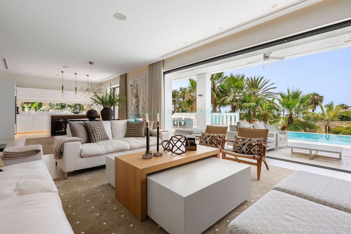 Villa for sale in Nagüeles, Marbella Golden Mile