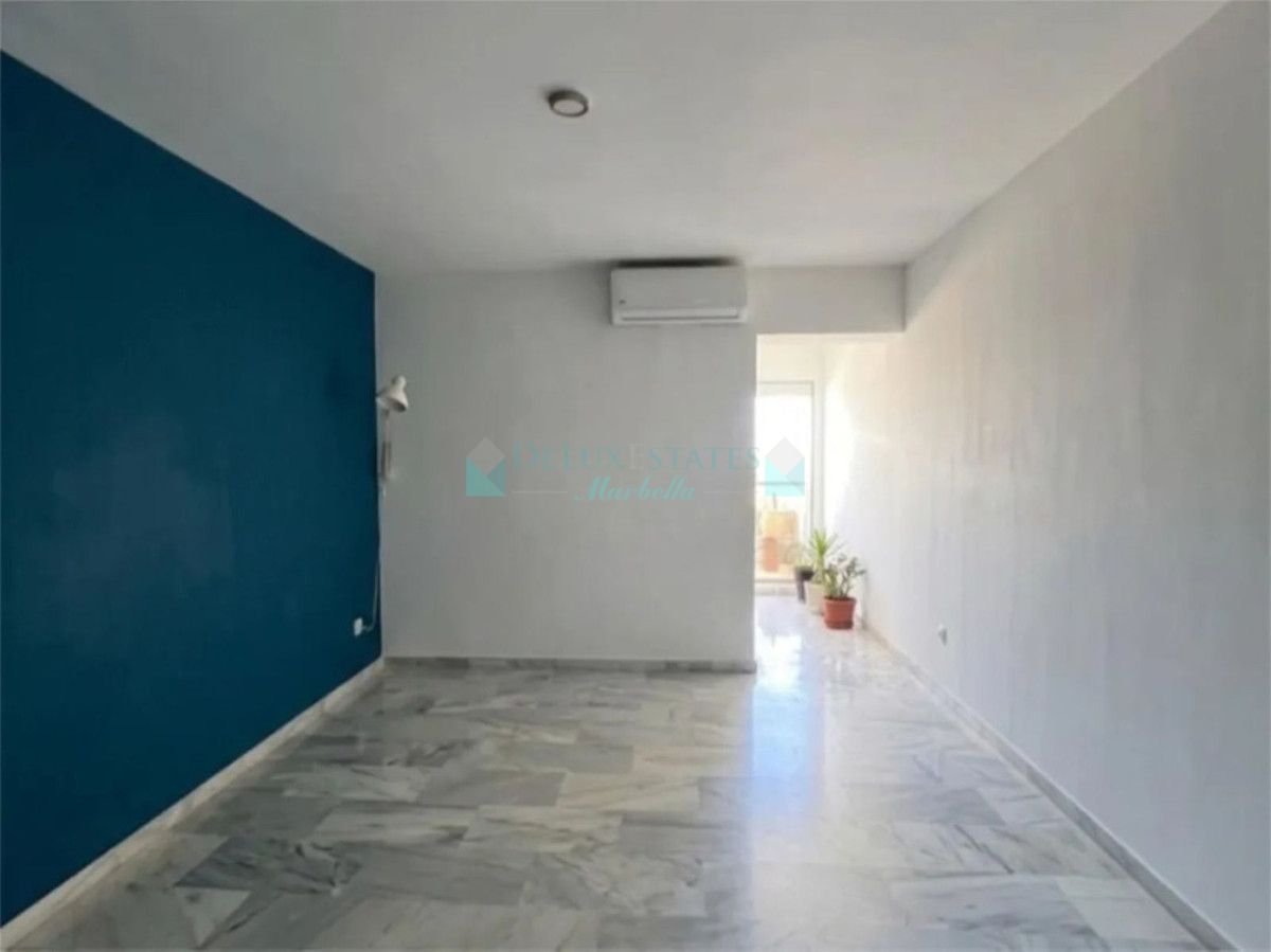 Apartment for sale in El Padron, Estepona