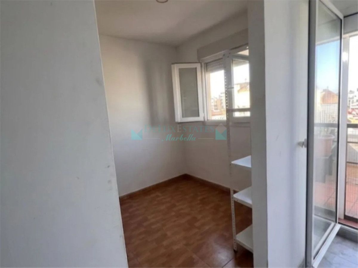 Apartment for sale in El Padron, Estepona