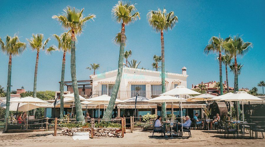 Ático en venta en Elviria, Marbella Este