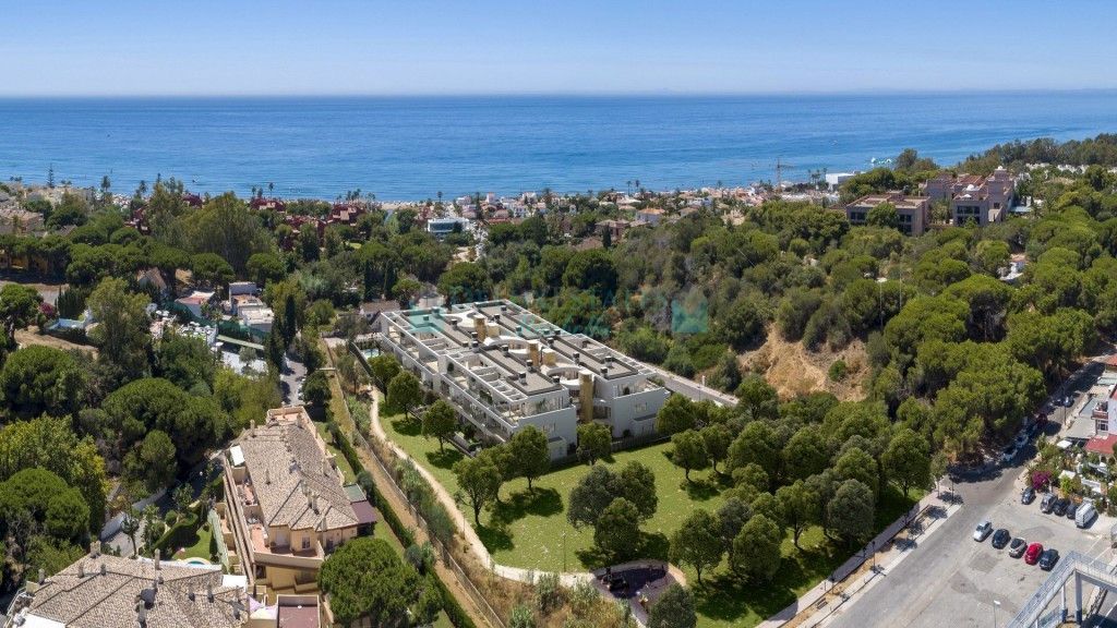 Ático en venta en Elviria, Marbella Este