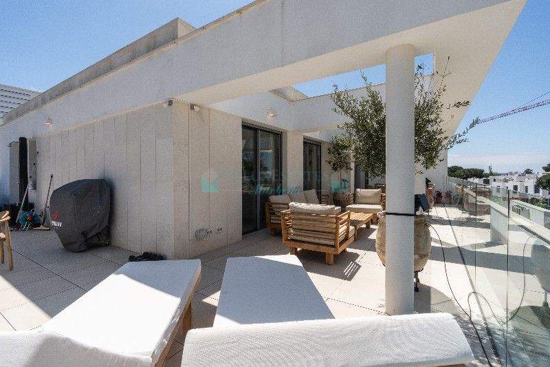 Ático en venta en Elviria, Marbella Este
