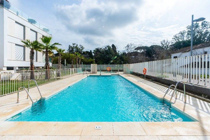 Ático en venta en Elviria, Marbella Este