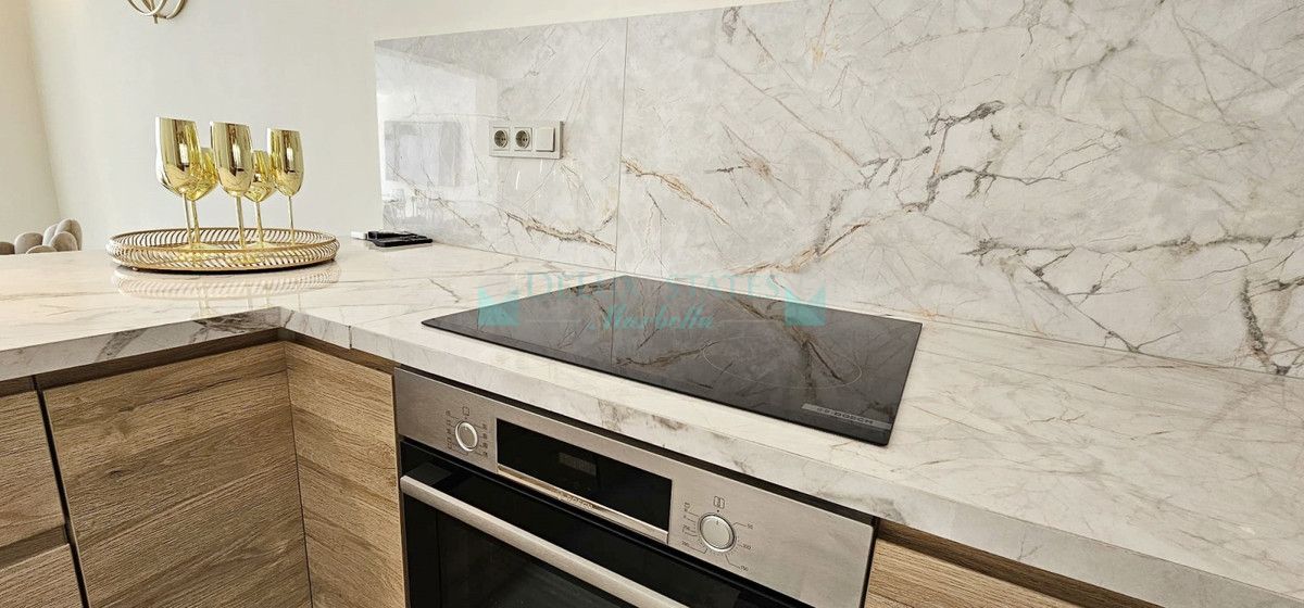 Villa for sale in Estepona