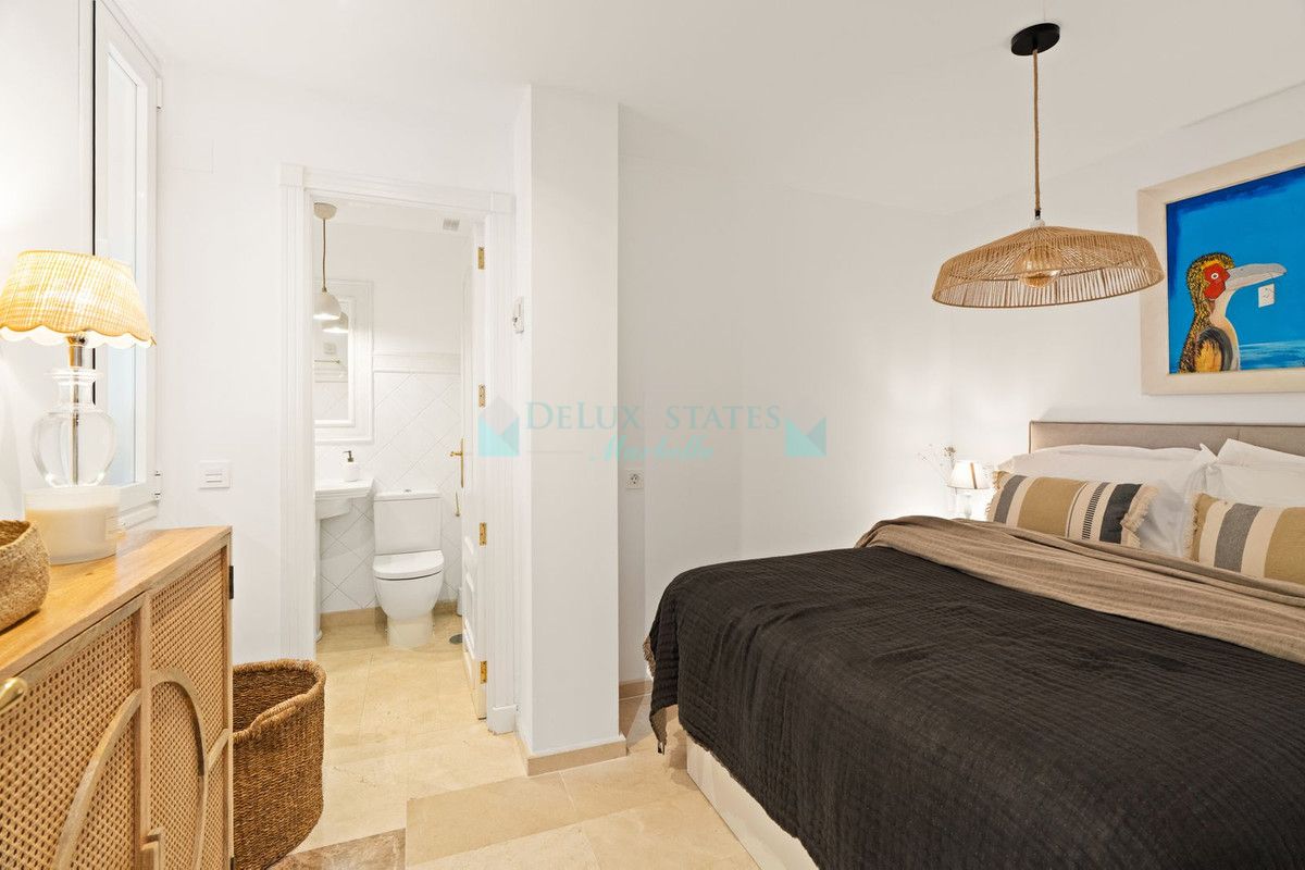 Ground Floor Apartment for rent in Los Monteros, Marbella East