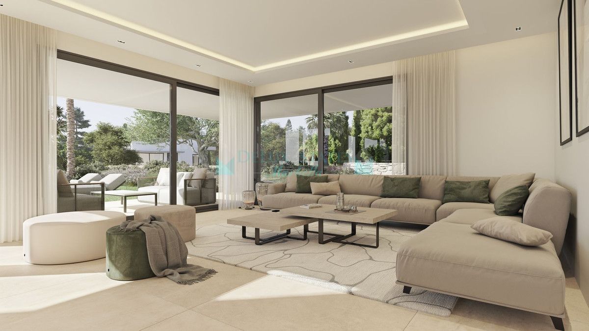 Villa for sale in Las Chapas, Marbella East