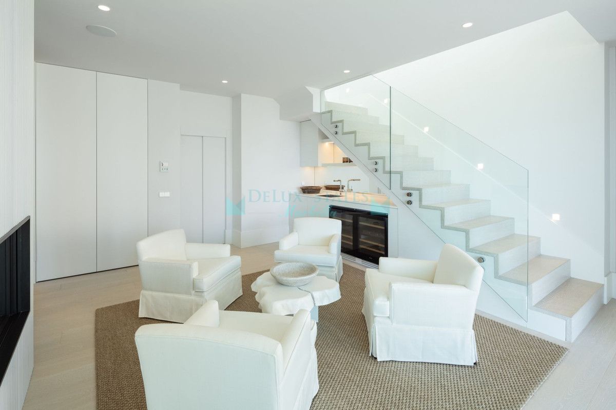 Villa for sale in La Quinta, Benahavis