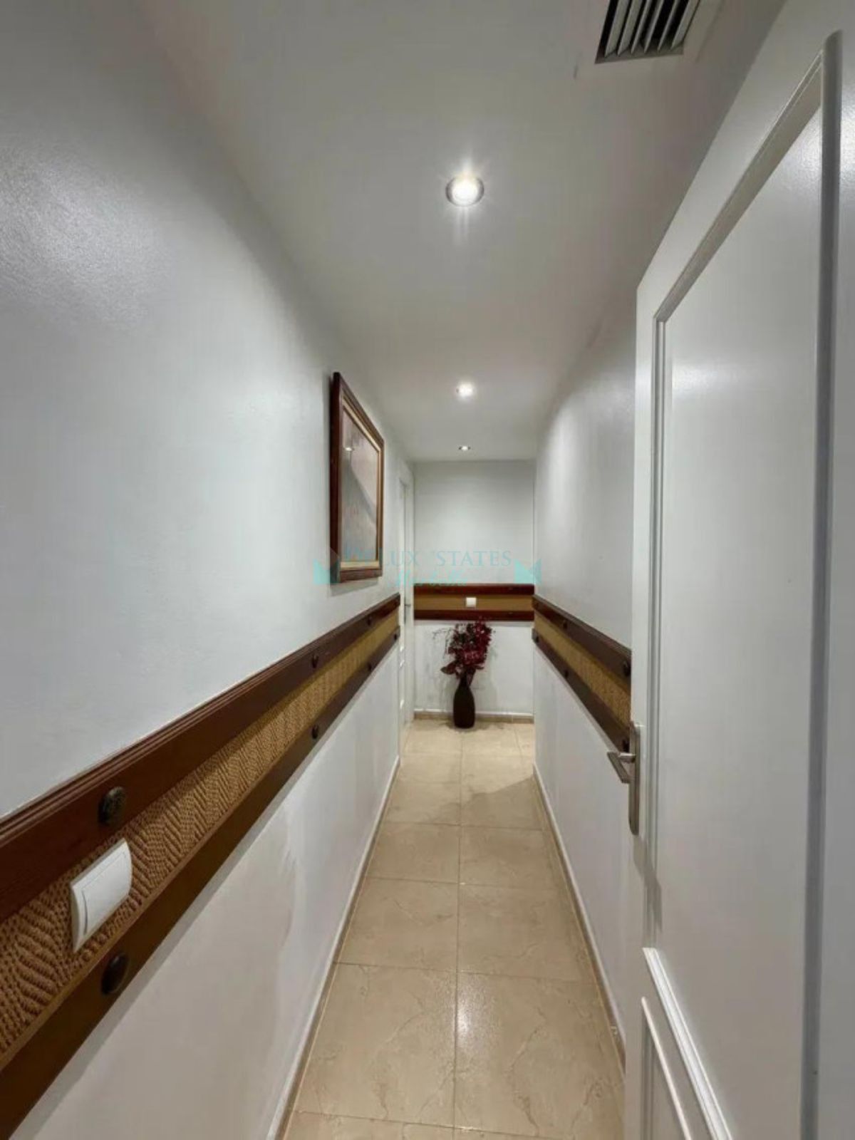 Penthouse for sale in Estepona