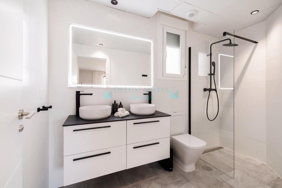 Apartamento en venta en La Campana, Nueva Andalucia