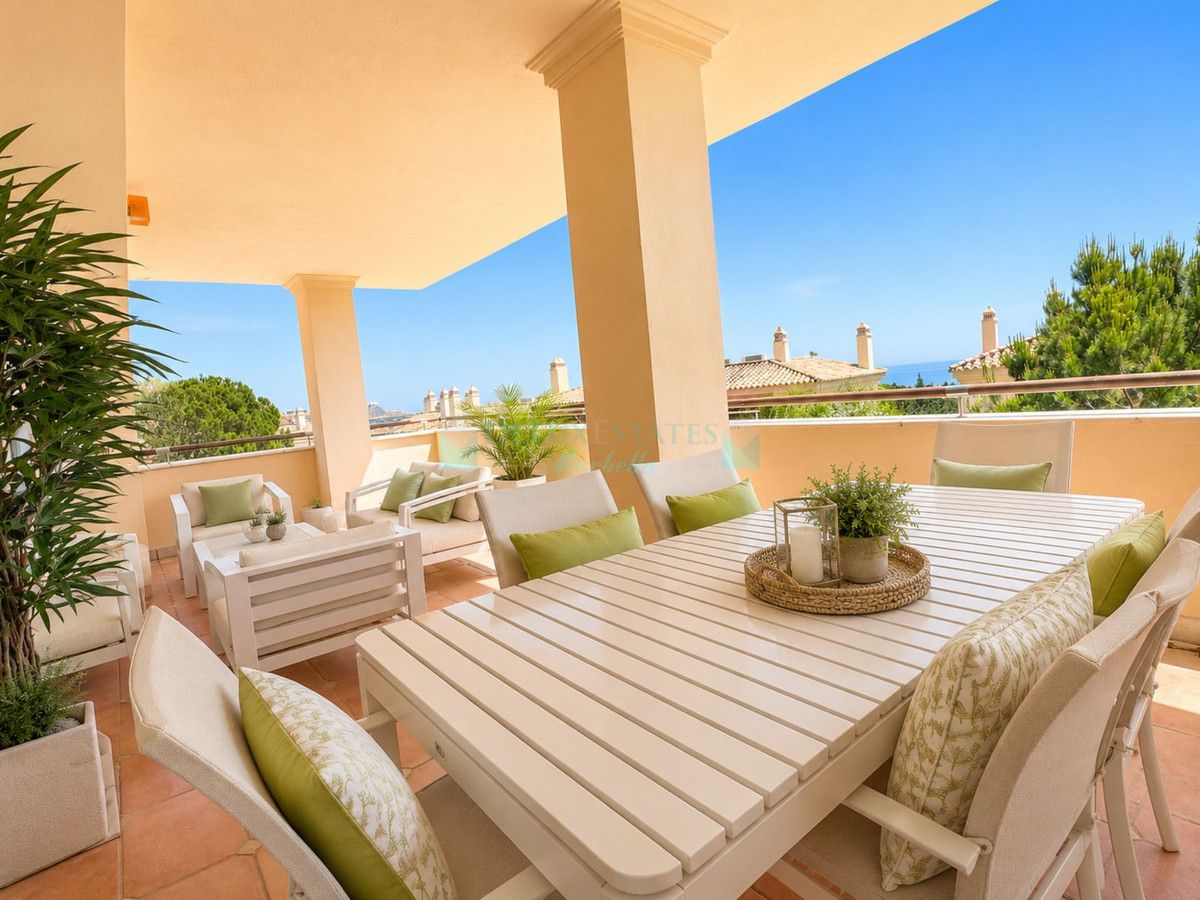 Apartment for sale in Sierra Blanca, Marbella Golden Mile