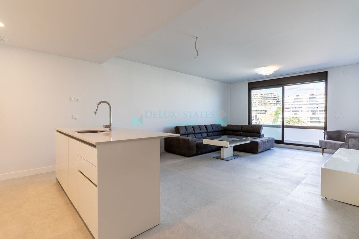 Apartment for sale in Estepona