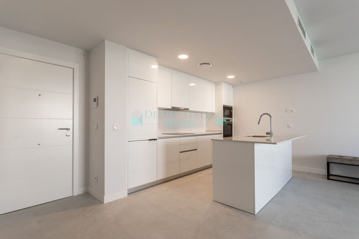 Apartment for sale in Estepona