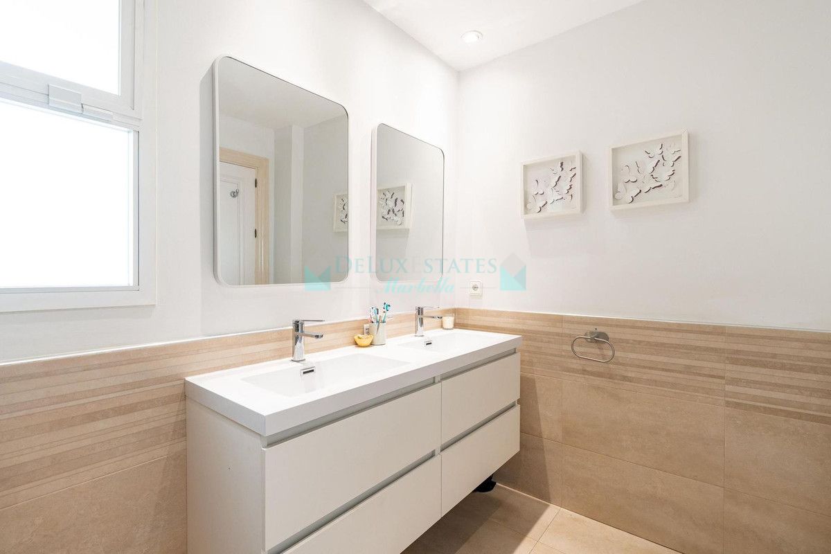 Town House for rent in La Quinta, Benahavis
