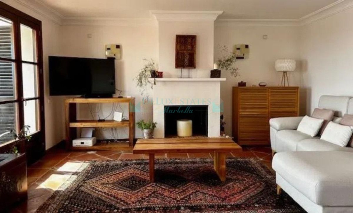 Town House for sale in Benahavis