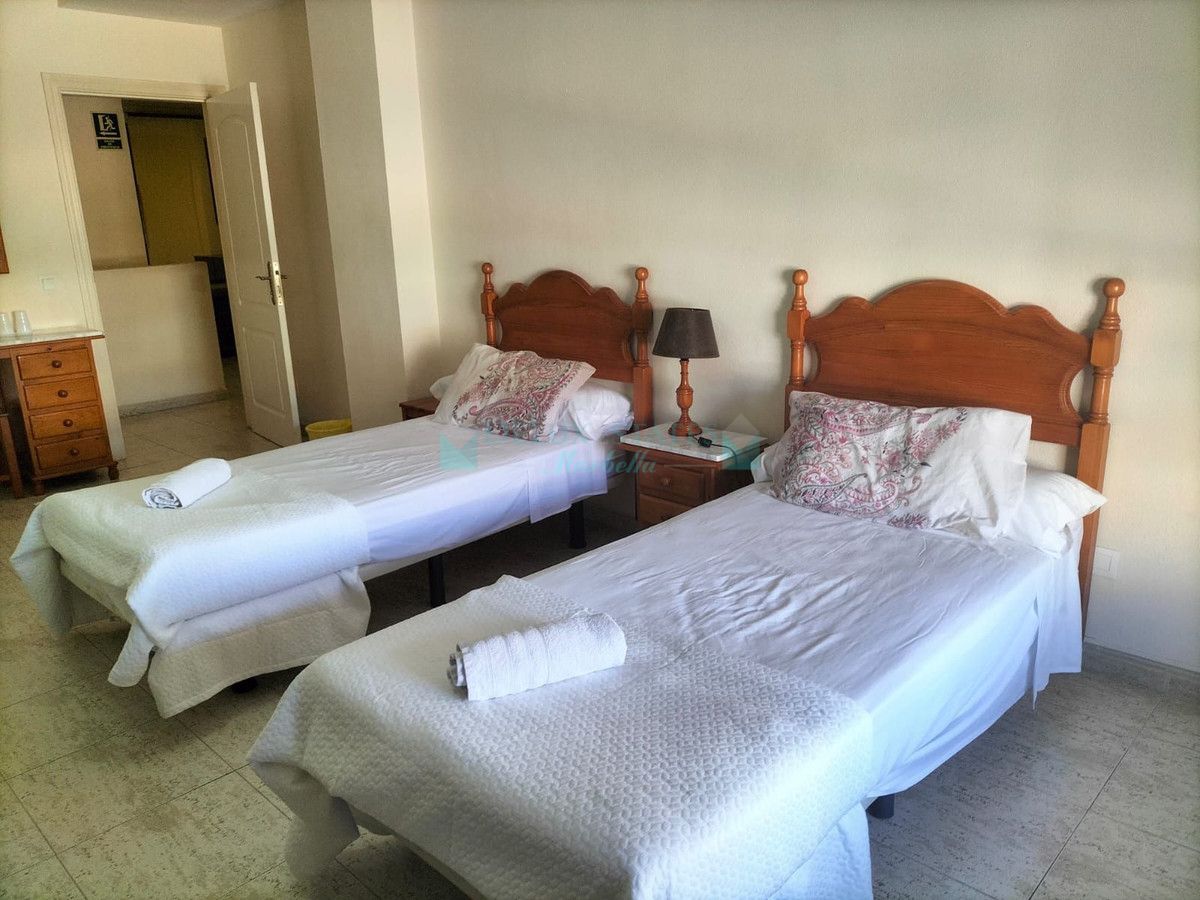 Hotel for sale in San Pedro de Alcantara