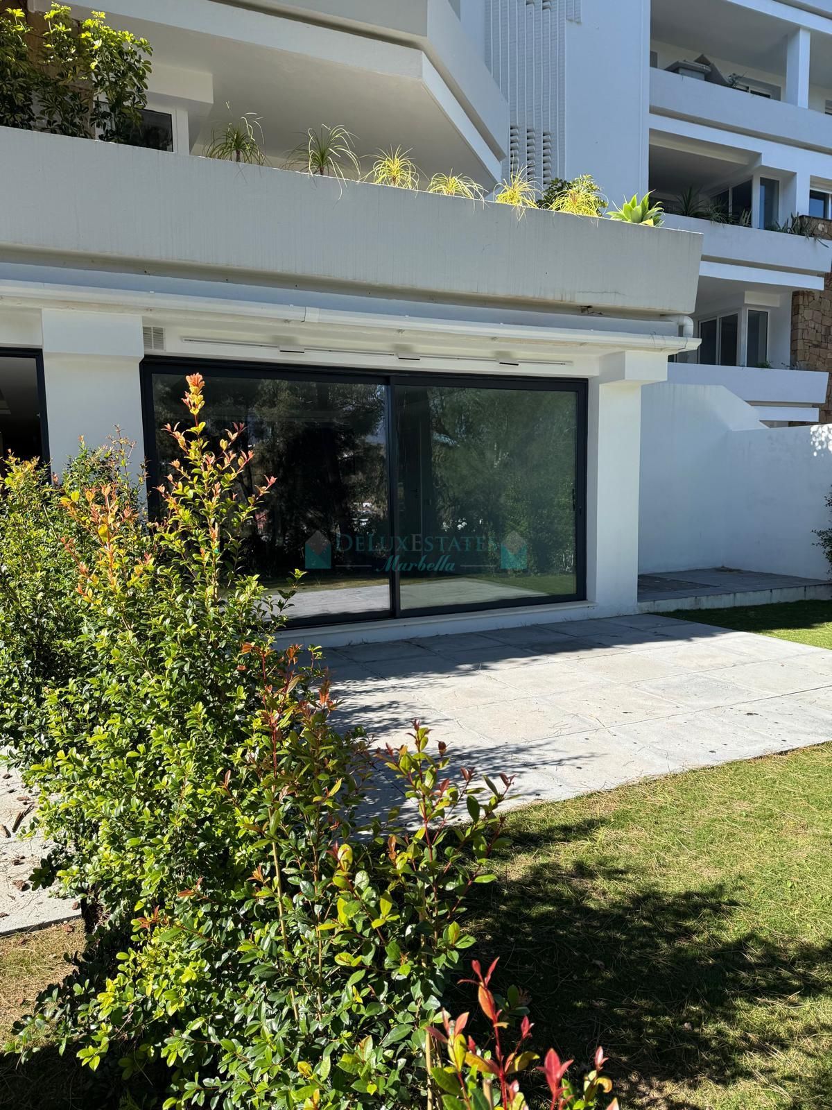 Apartamento Planta Baja en venta en Nueva Andalucia