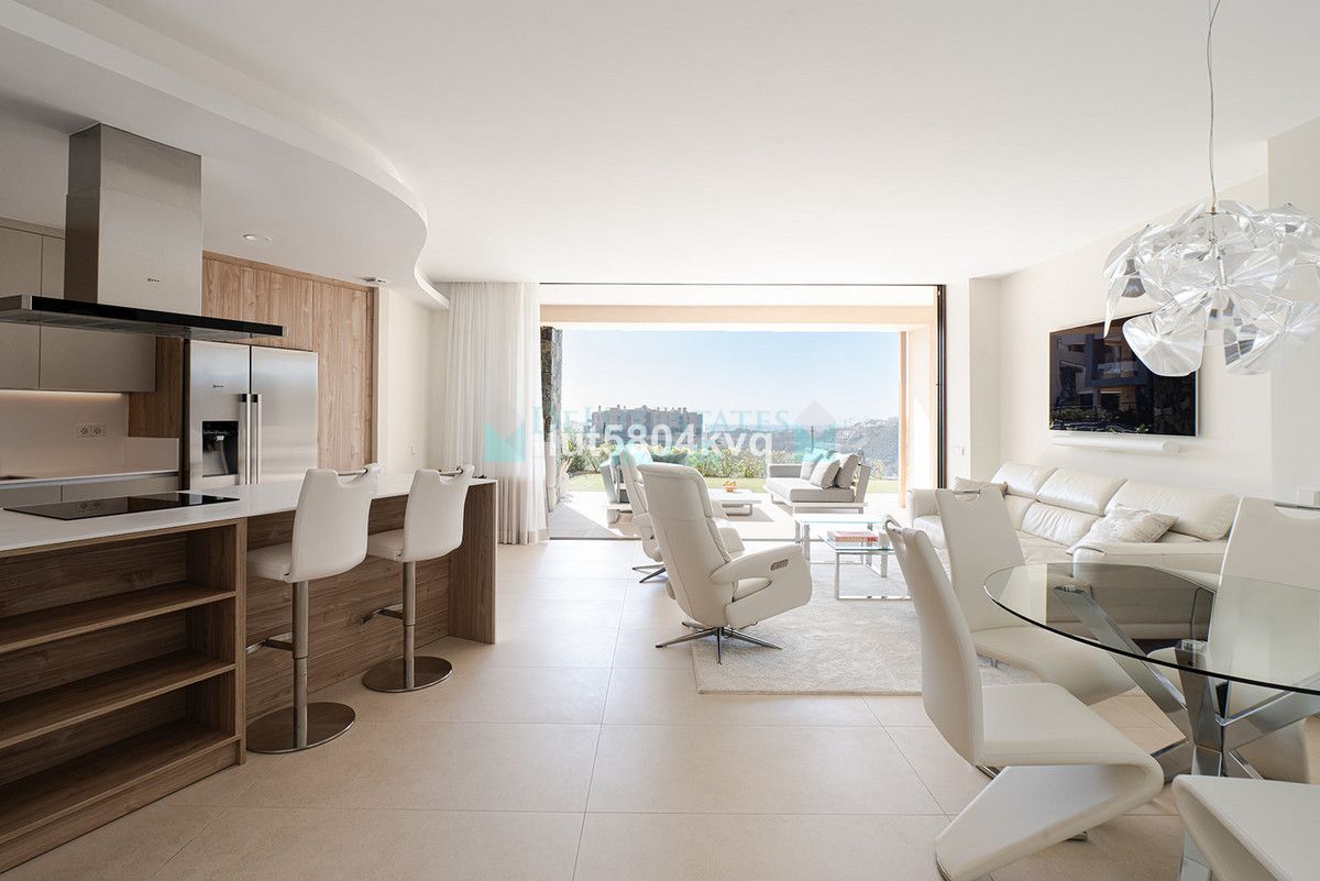 Apartamento Planta Baja en venta en Benahavis