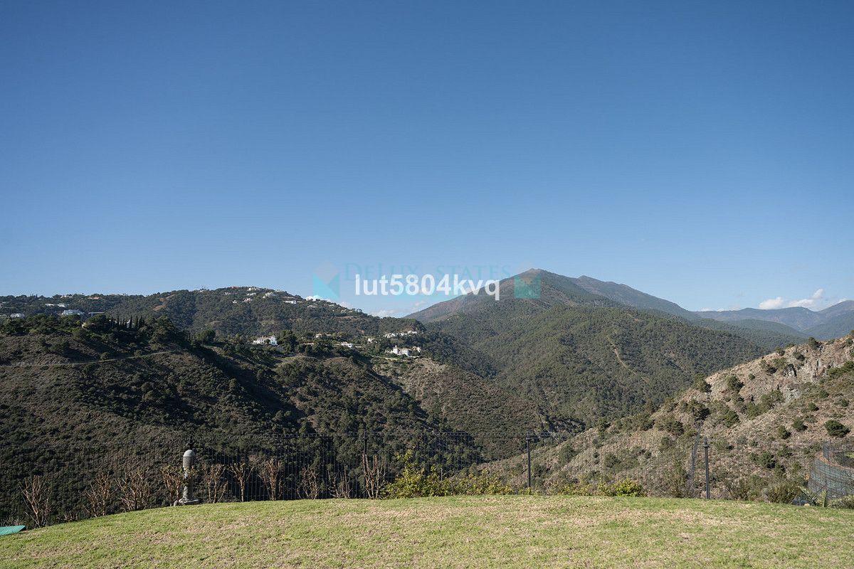 Apartamento Planta Baja en venta en Benahavis