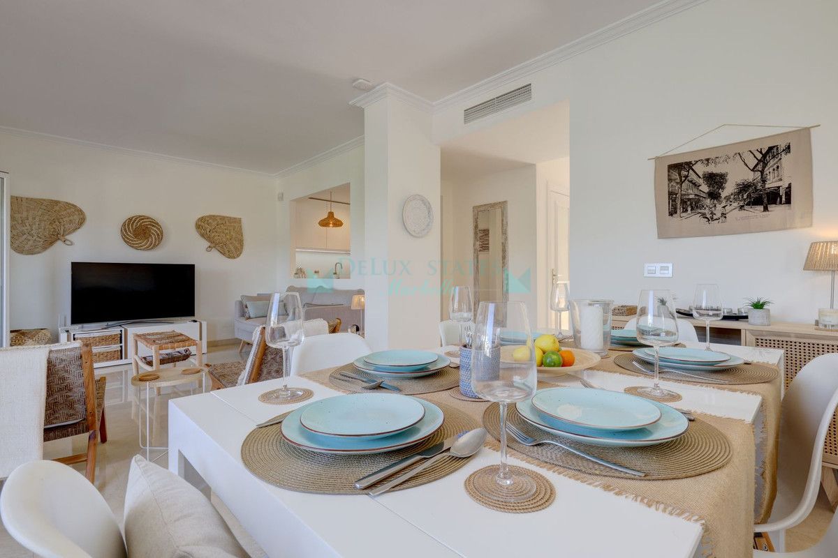 Penthouse for sale in La Quinta, Benahavis