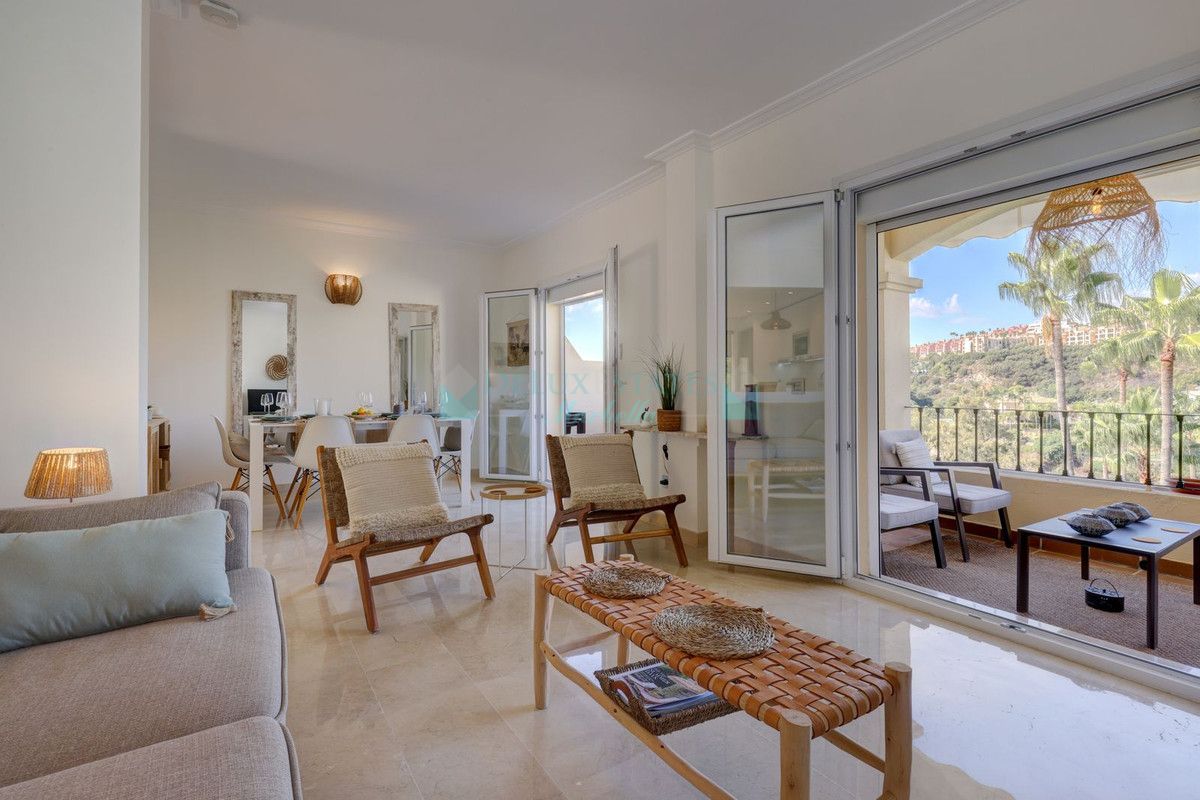 Penthouse for sale in La Quinta, Benahavis