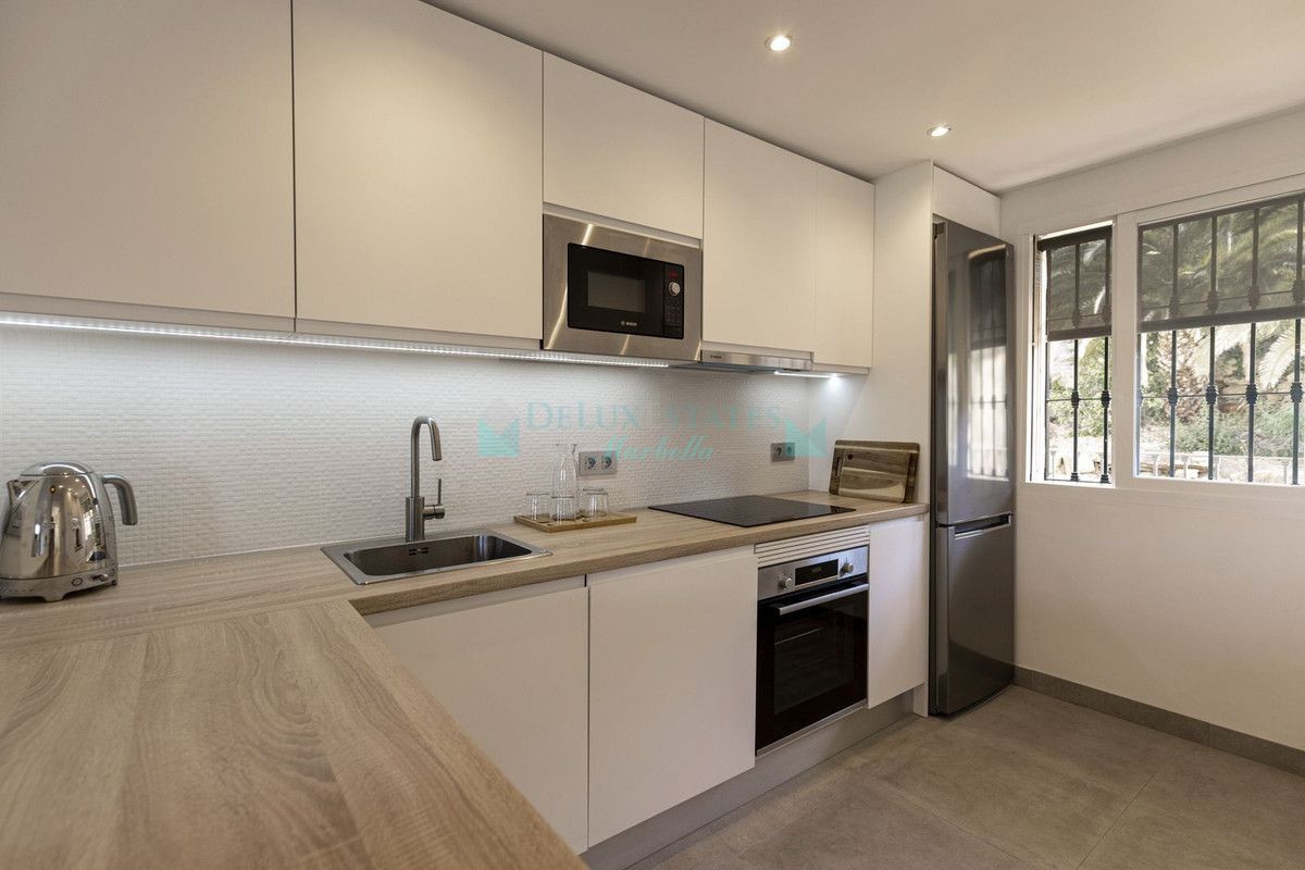 Penthouse for sale in La Quinta, Benahavis