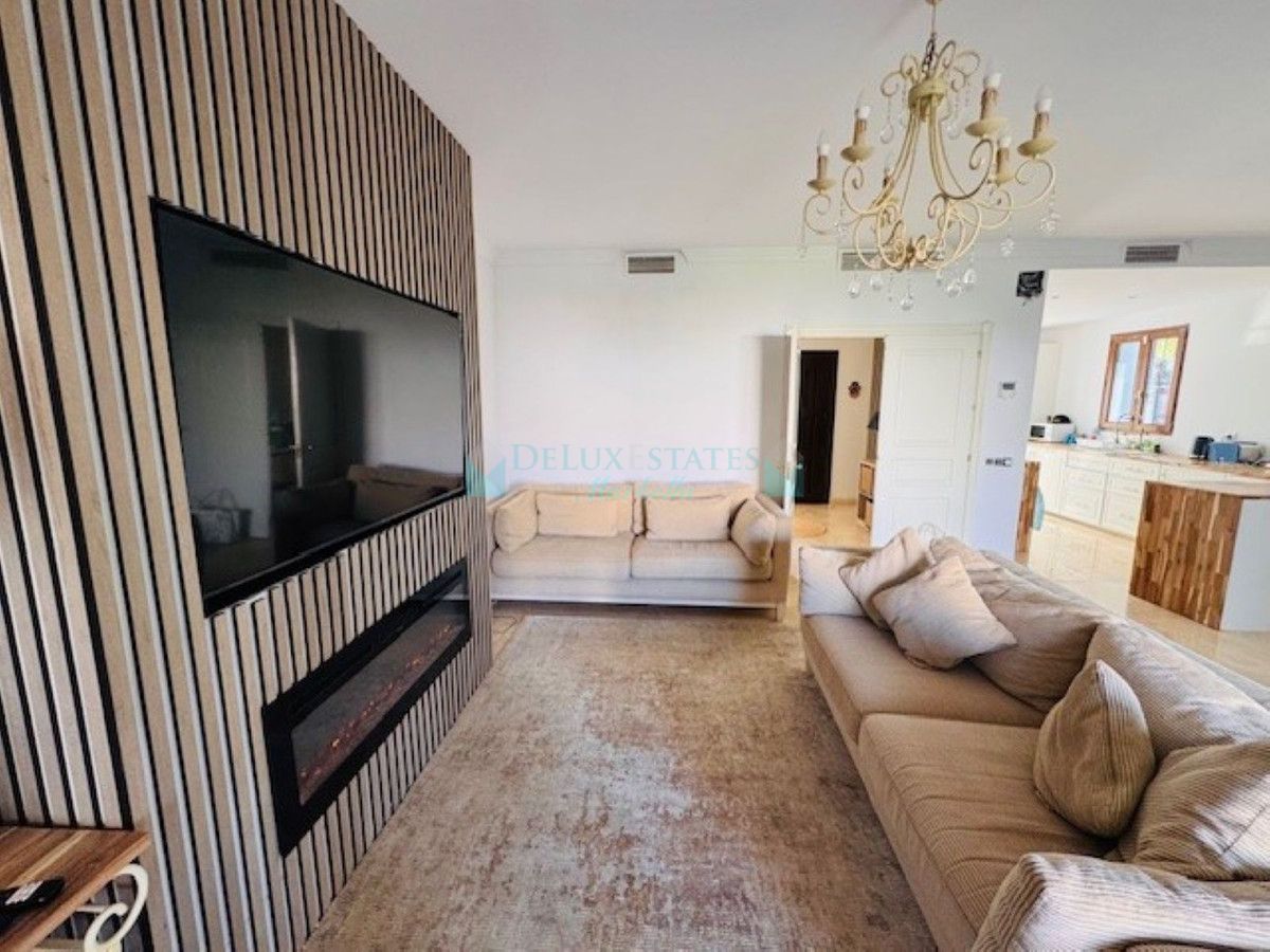 Adosado en alquiler en El Paraiso, Estepona