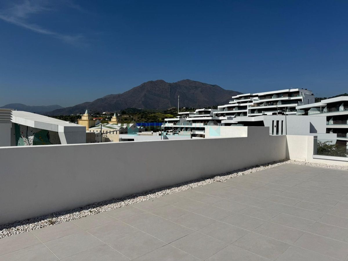 Penthouse for sale in Estepona