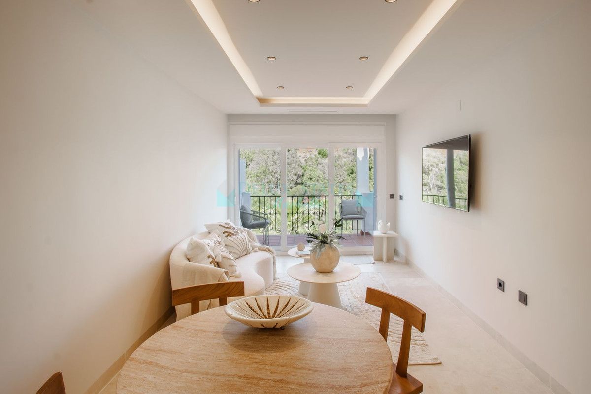 Apartment for sale in La Quinta, Benahavis