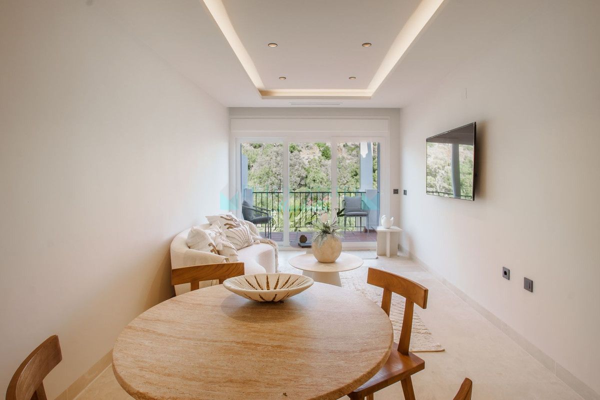 Apartment for sale in La Quinta, Benahavis