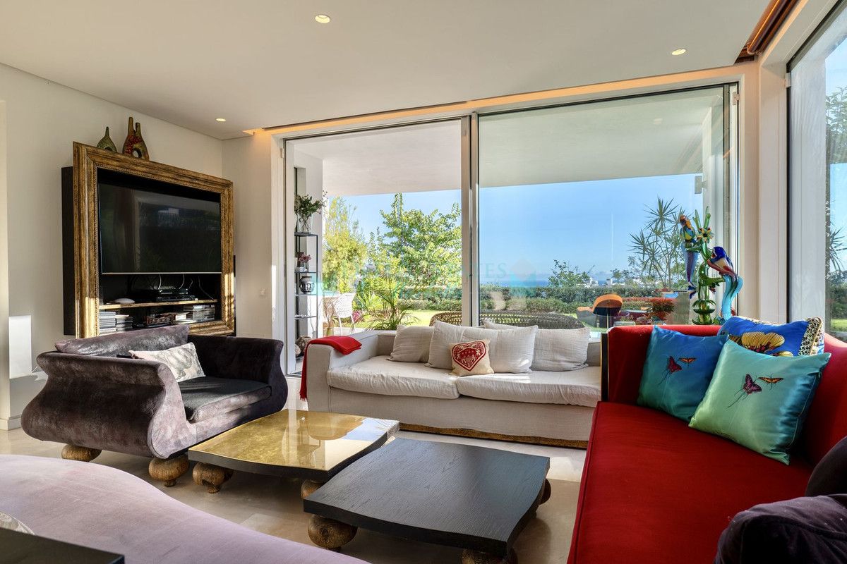 Ground Floor Apartment for sale in Ojen