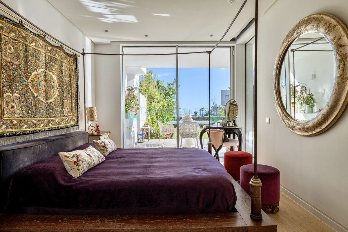 Ground Floor Apartment for sale in Ojen