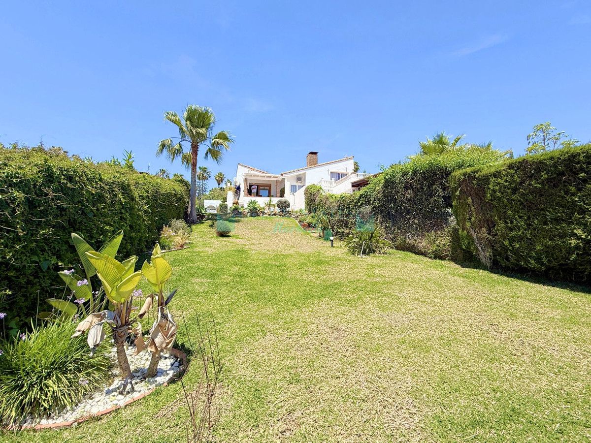 Semi Detached Villa for sale in Estepona