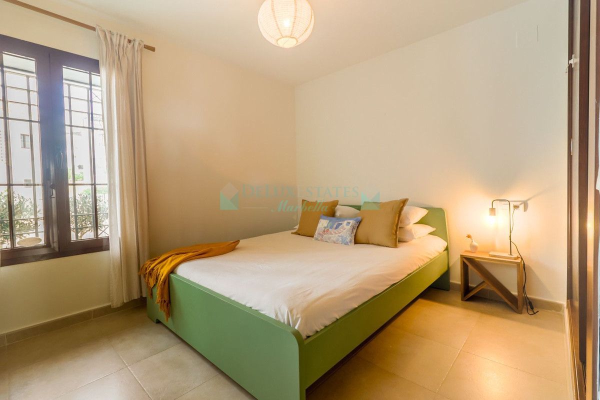 Apartment for rent in Los Monteros, Marbella East