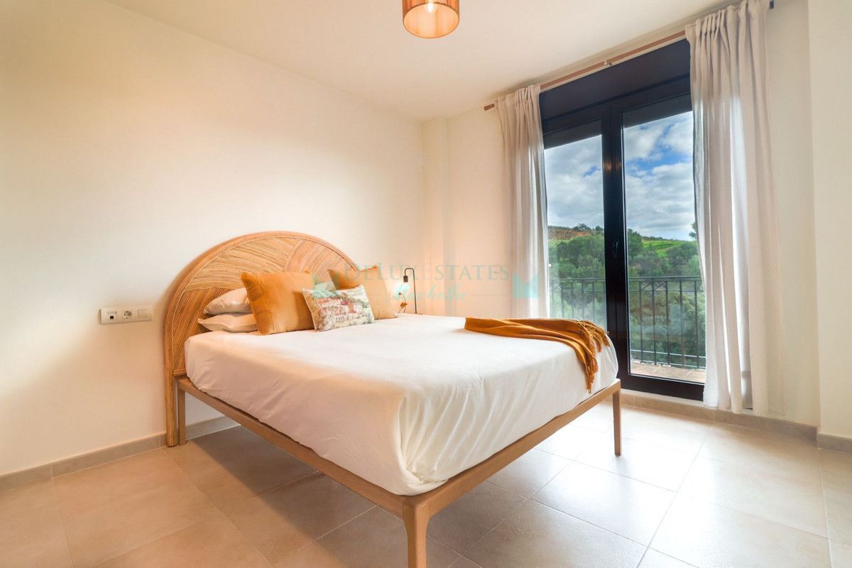 Apartment for rent in Los Monteros, Marbella East