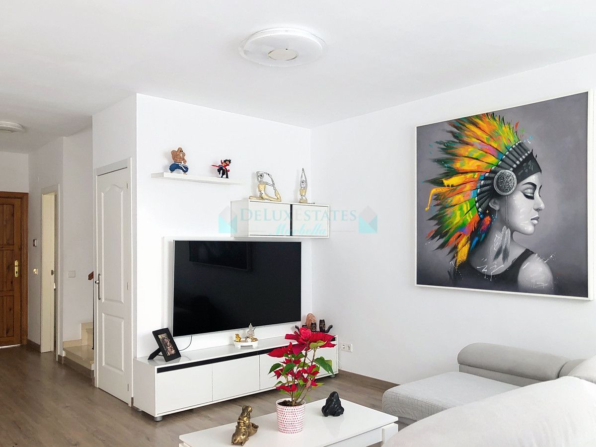 Town House for sale in Selwo, Estepona