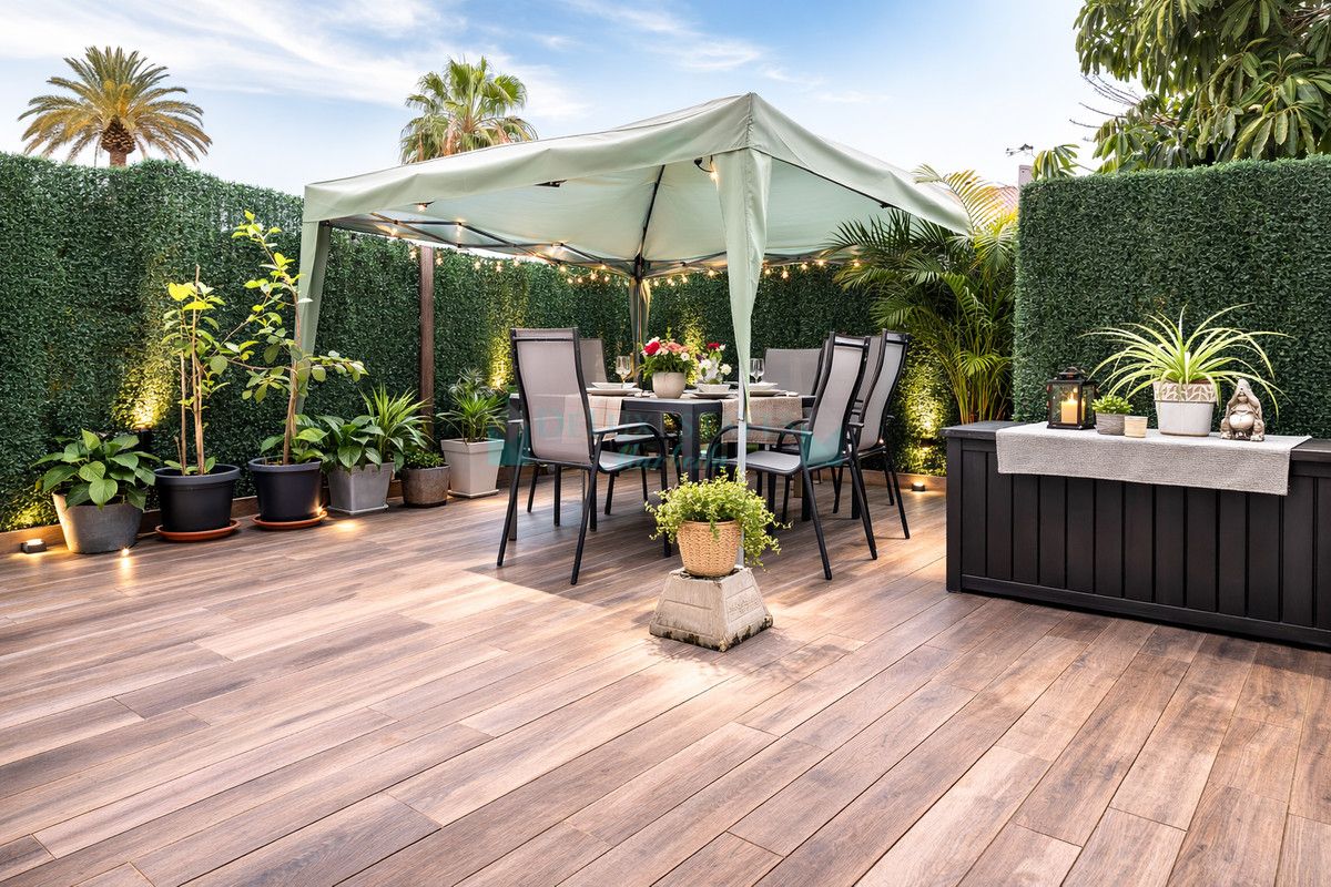 Town House for sale in Selwo, Estepona