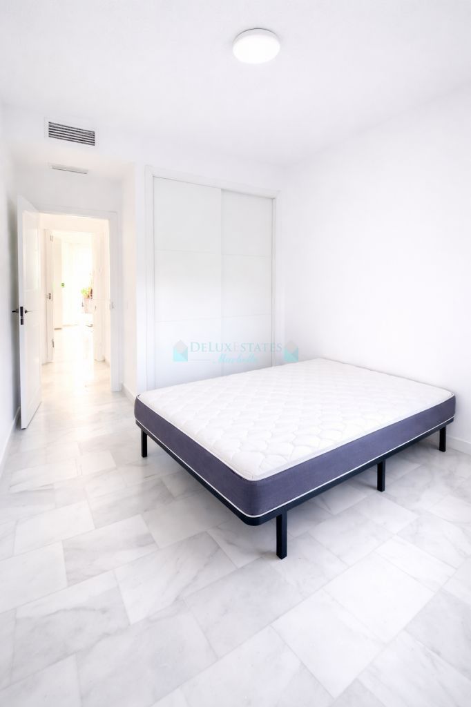 Ground Floor Apartment for rent in Cabopino, Marbella East