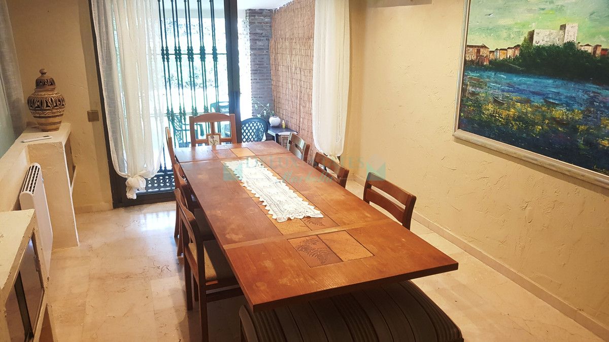 Villa for sale in Elviria, Marbella East