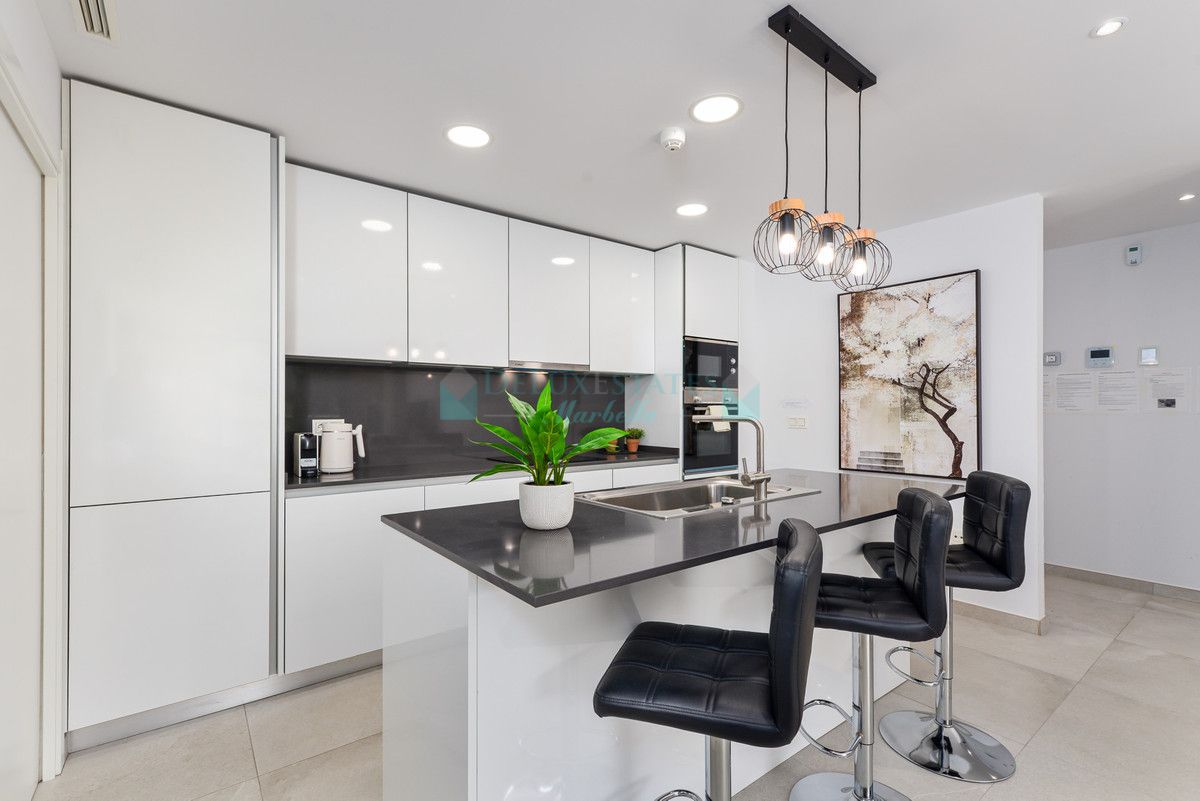 Penthouse for sale in Benahavis