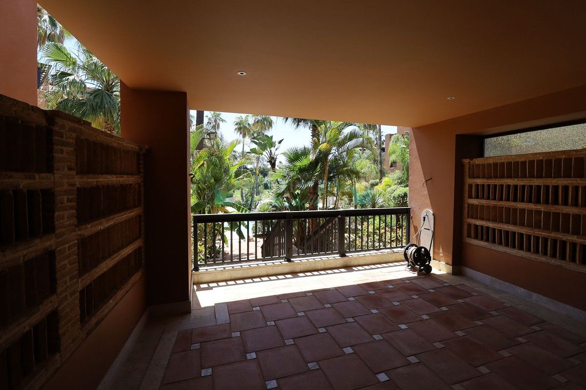 Apartamento Planta Baja en venta en San Pedro de Alcantara