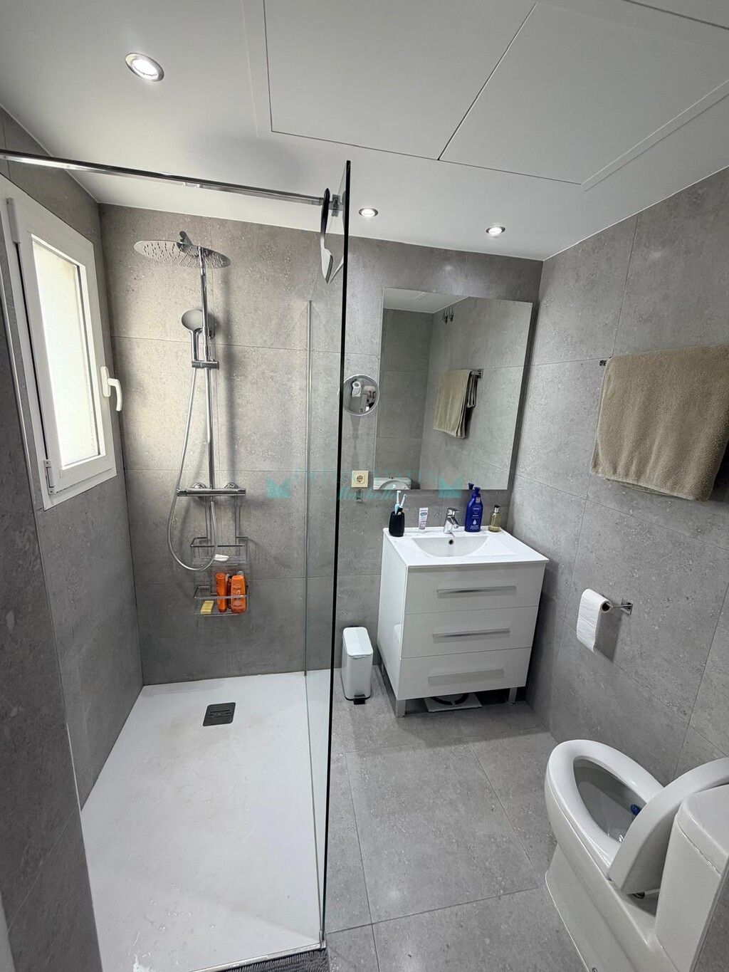 Penthouse for sale in Estepona