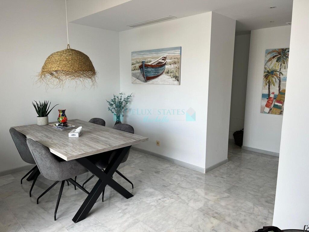 Penthouse for sale in Estepona