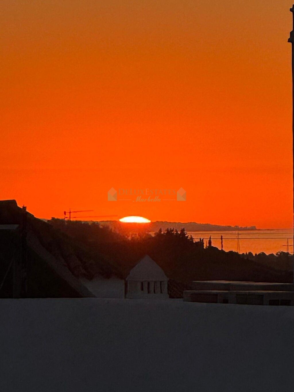 Penthouse for sale in Estepona