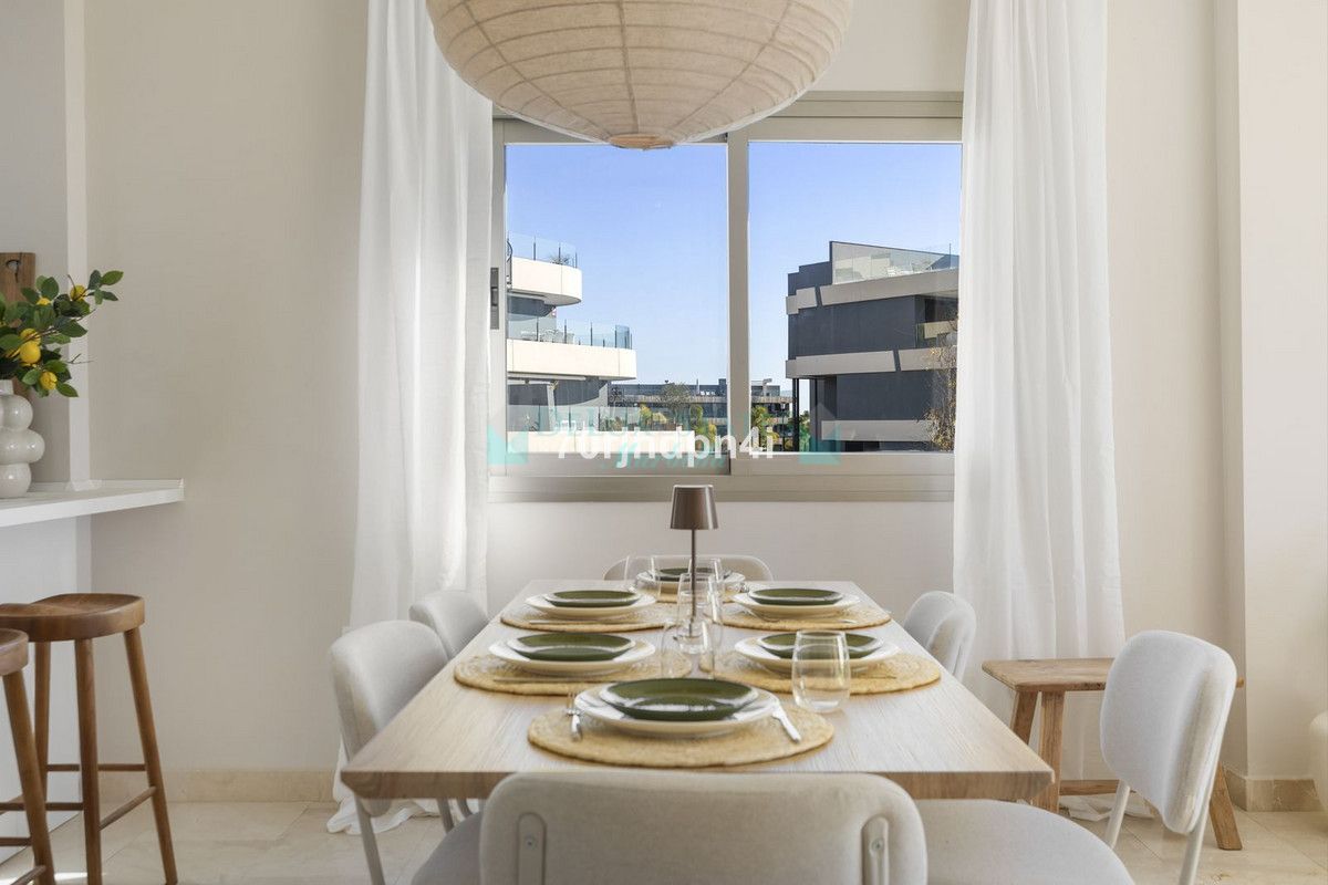 Penthouse for sale in Estepona