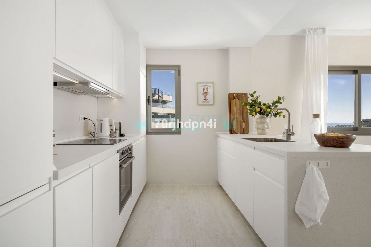 Penthouse for sale in Estepona