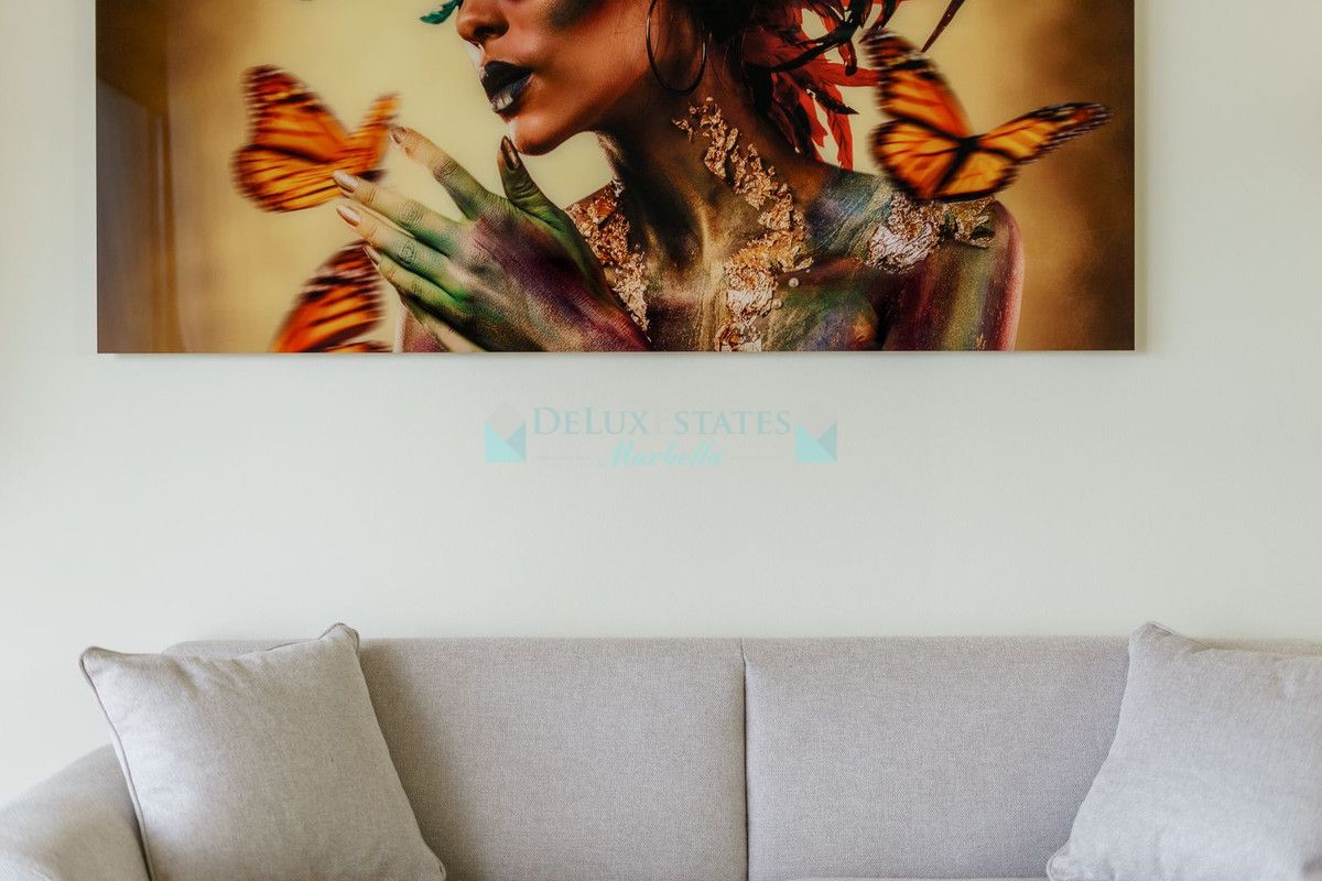 Apartment for sale in Benahavis