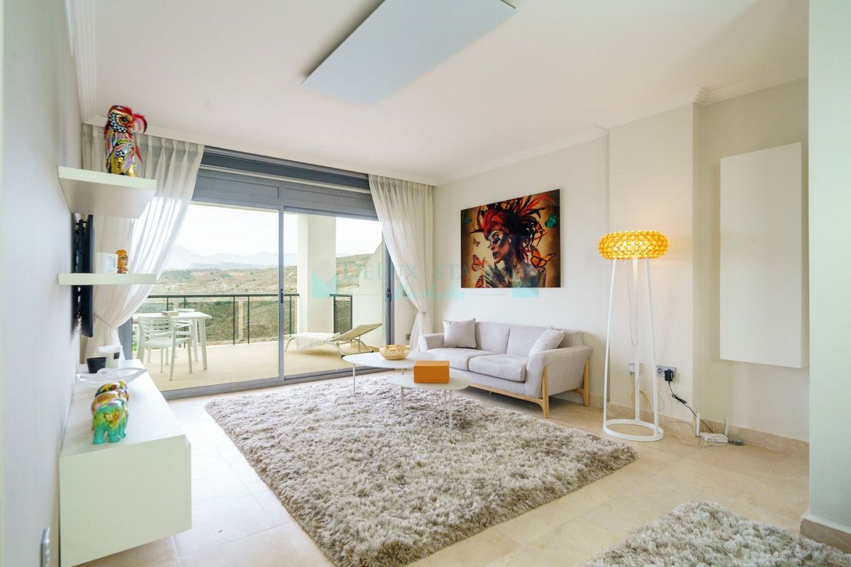 Apartment for sale in Benahavis