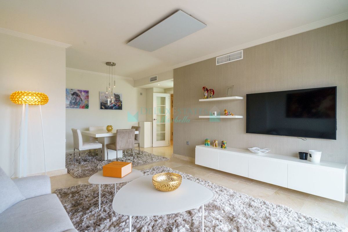 Apartment for sale in Benahavis